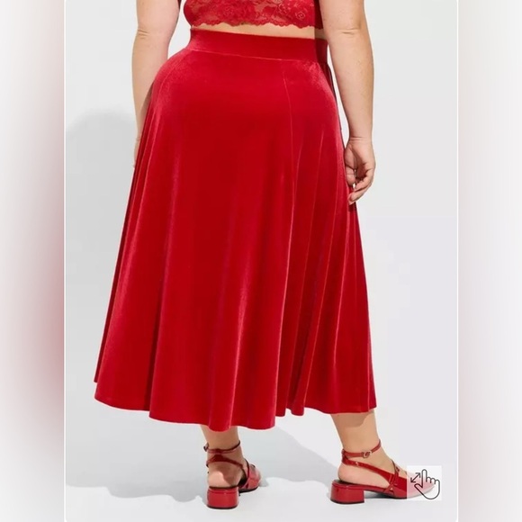 Torrid Tea Length Velvet A Line Skirt Red Plus Size 2 2X 20 22 #G40106 - Picture 2 of 7